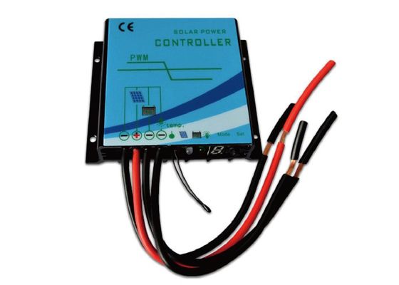 China CE / RoHS Auto 5A Solar Panel Charge Regulator Controller 12V 24V IP68 Waterproof supplier